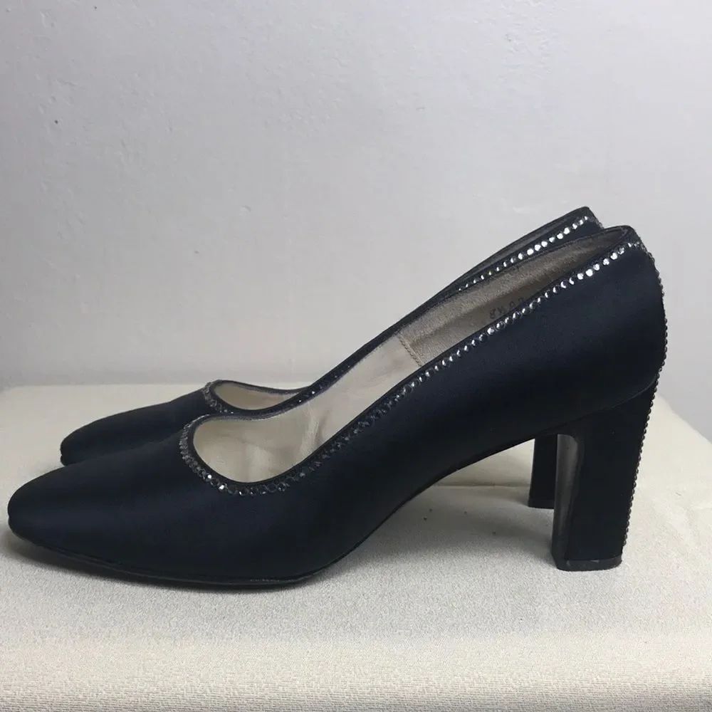 Vintage Black Heels by Sake Fifth Ave Fenton Last